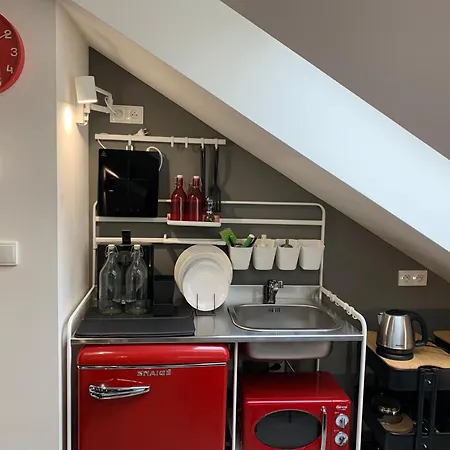 Cozy Friendly Place With Free Parking